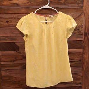 Boden lightweight yellow top - adorable !
